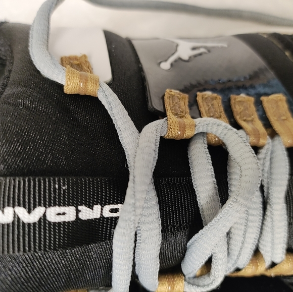 Rare Jordan Alpha Trunner Max Black White Metallic Gold Grey Men’s 8 Damaged - Picture 2 of 11